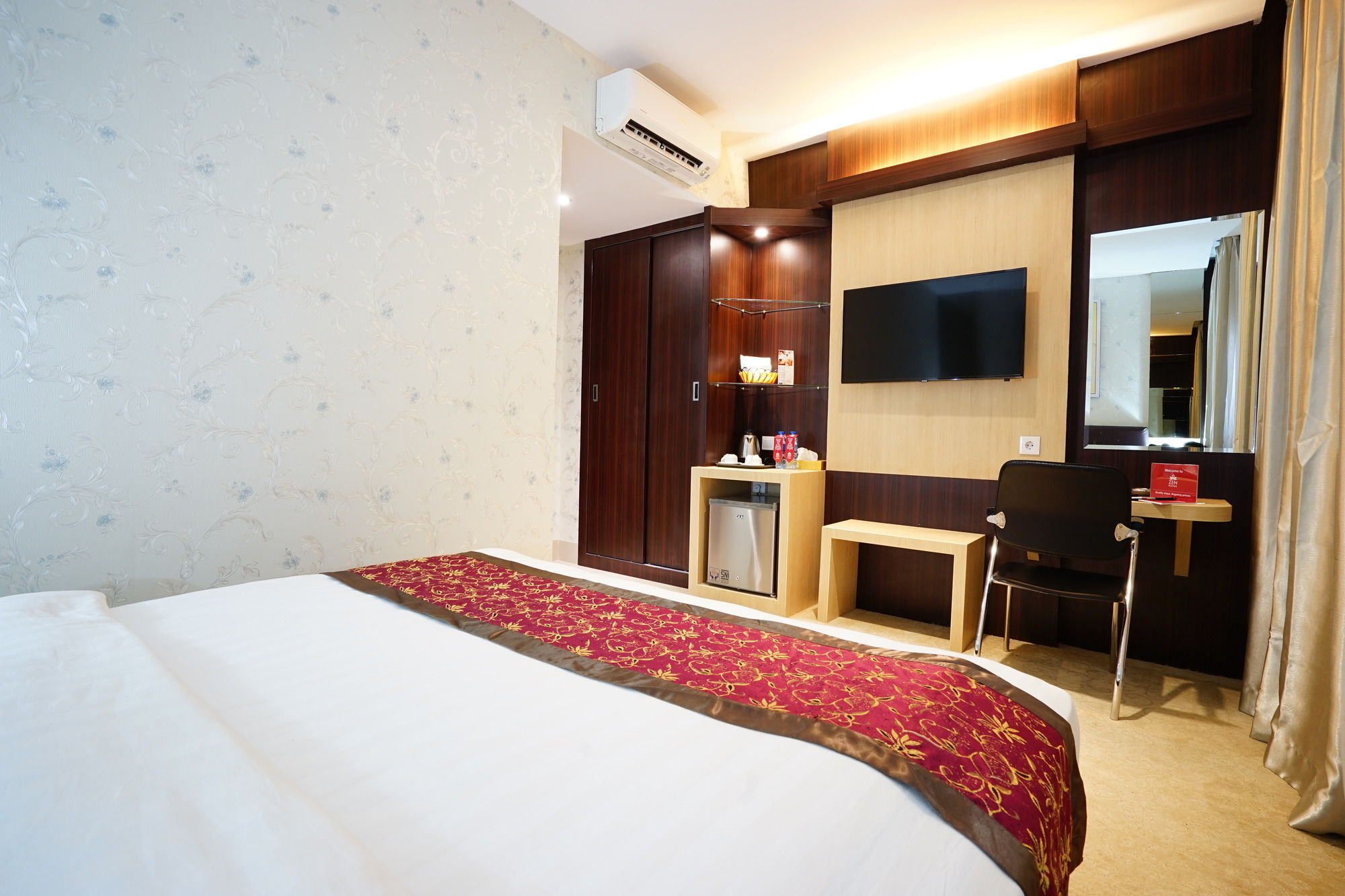 Cardinal Lucky Star Hotel Batam Exterior foto
